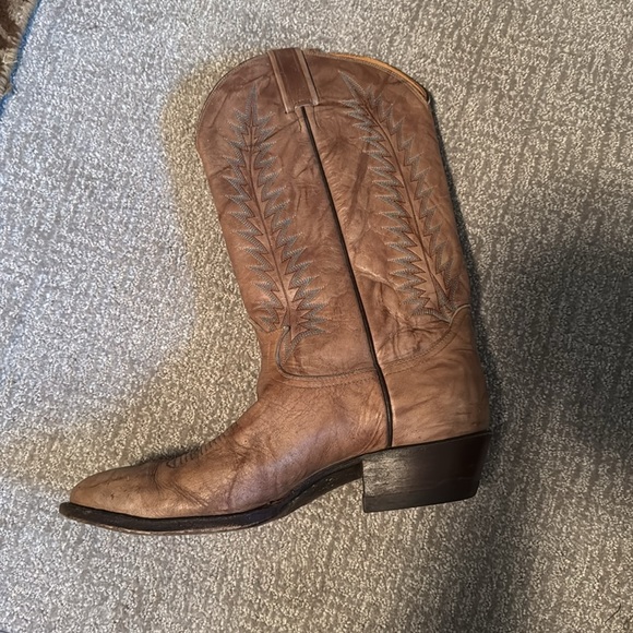 Tony Lama Brown Leather Cowboy Boots Mens 10D pointed toe feathers Western Rodeo - Picture 3 of 9